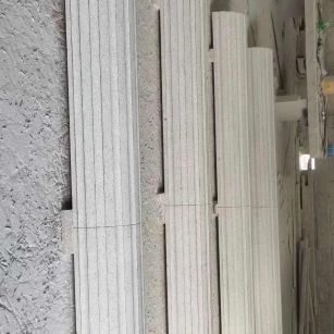 商丘 花岗岩厂家带你看白麻花岗岩门楼大柱柱皮