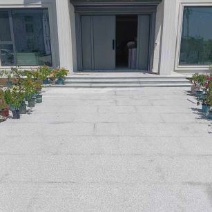 商丘 芝麻白花岗岩地铺石地面铺装