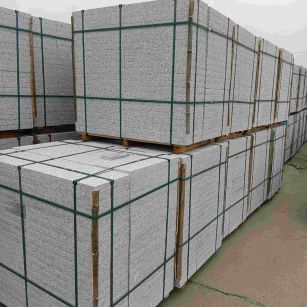 商丘 白麻花岗岩石材荔枝面地铺石（300*600*50）