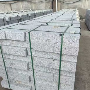 商丘 白麻花岗岩路沿石，弧形路沿石，道牙石，马路牙子，界石，路缘石，平沿石，直岩石，平缘石等