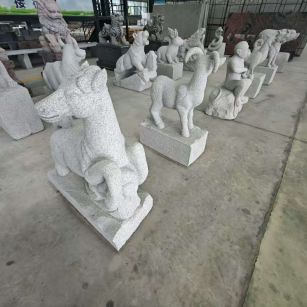 商丘 芝麻白花岗岩造型立体雕刻——十二生肖