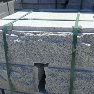 商丘 芝麻白花岗岩自然面成品