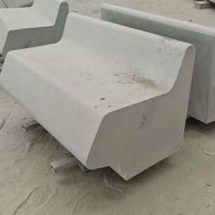 商丘 芝麻白花岗岩异形坐凳，石凳