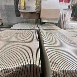 商丘 车间生产日常，黄金麻白麻花岗岩