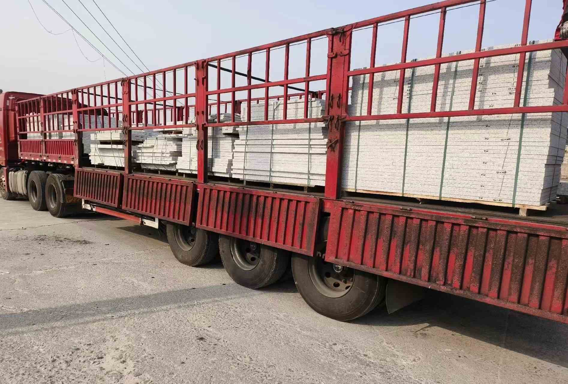 商丘 白麻荔枝面外墙干挂，工厂装车日常