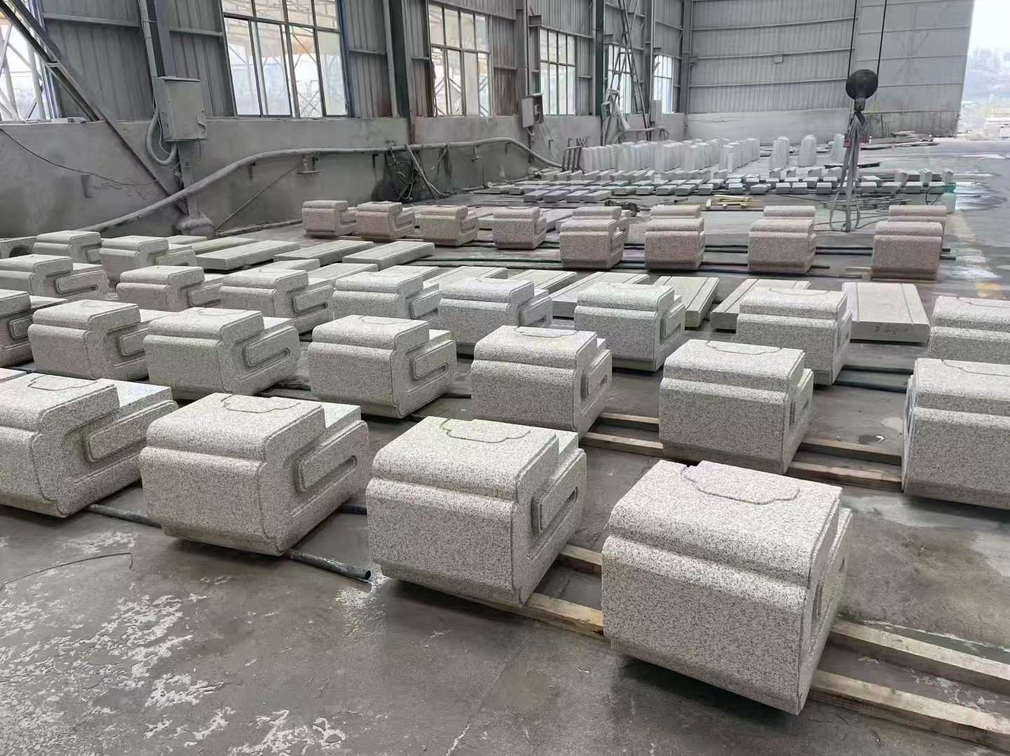 商丘 白麻花岗岩异形加工-石凳，坐凳