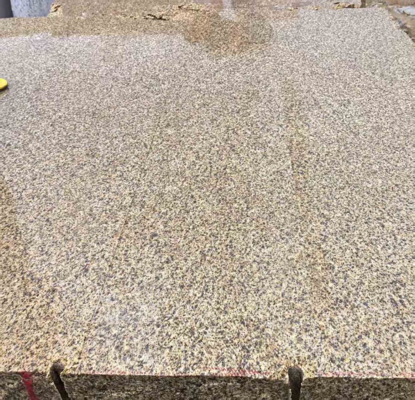 商丘 黄金麻花岗岩石材方料