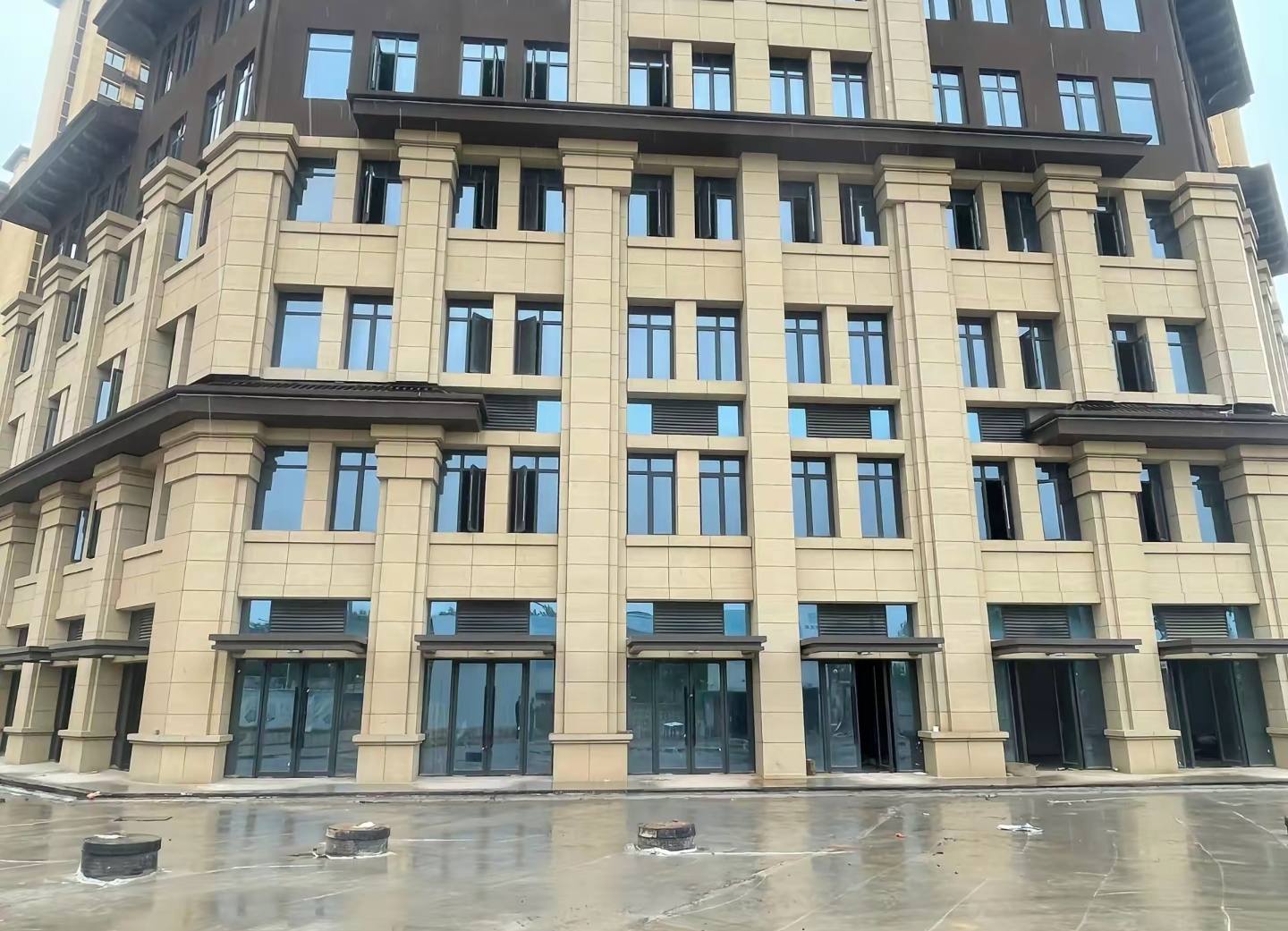 商丘 黄金麻花岗岩荔枝面小区外墙干挂