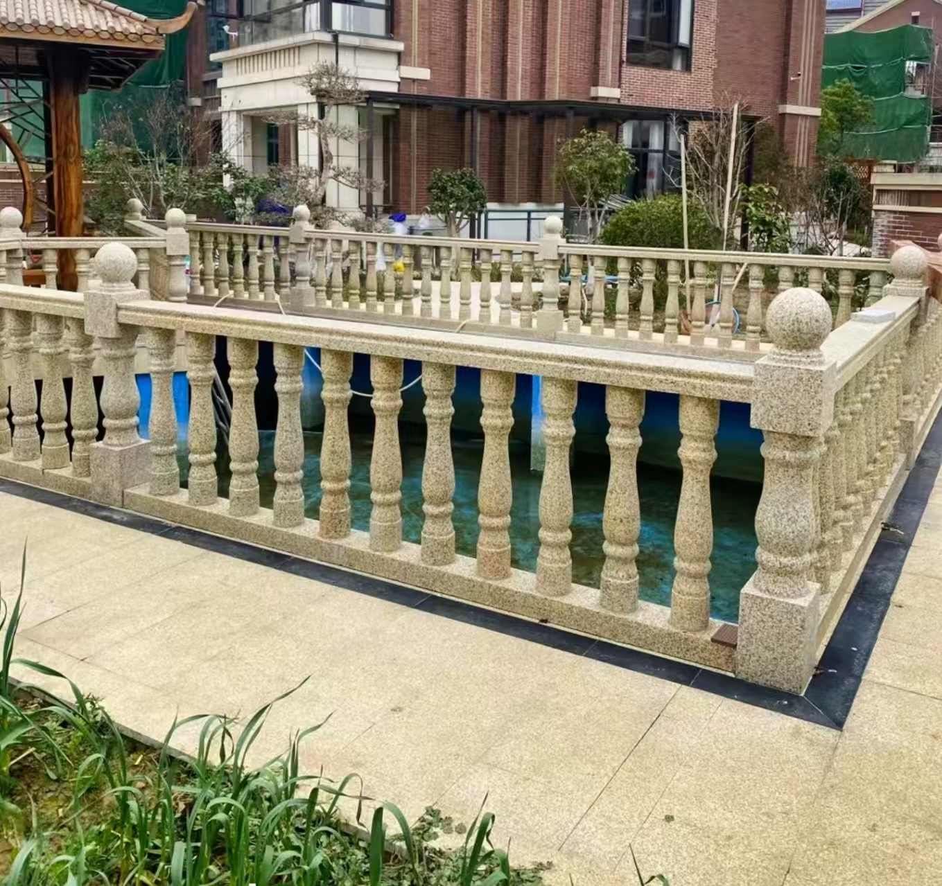 商丘黄金麻花岗岩石材栏杆，扶手，将军柱，花瓶柱