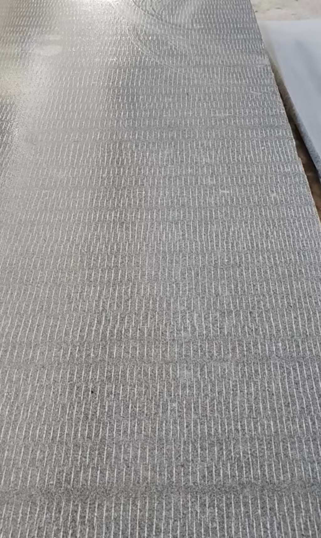 商丘 芝麻灰花岗岩斧剁面，刀斩面