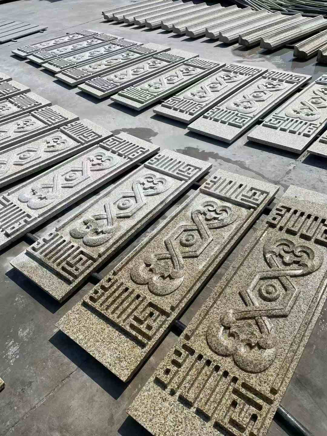 商丘 黄金麻花岗岩外墙雕刻板