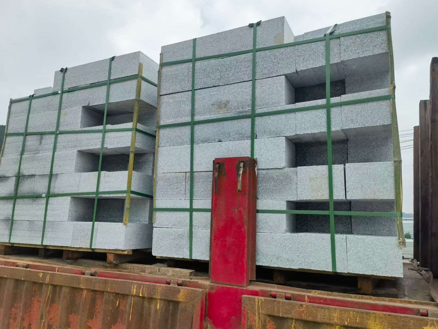 商丘 芝麻白花岗岩路沿石，平石，路侧石，马路牙子，路缘石，立缘石，平缘石等