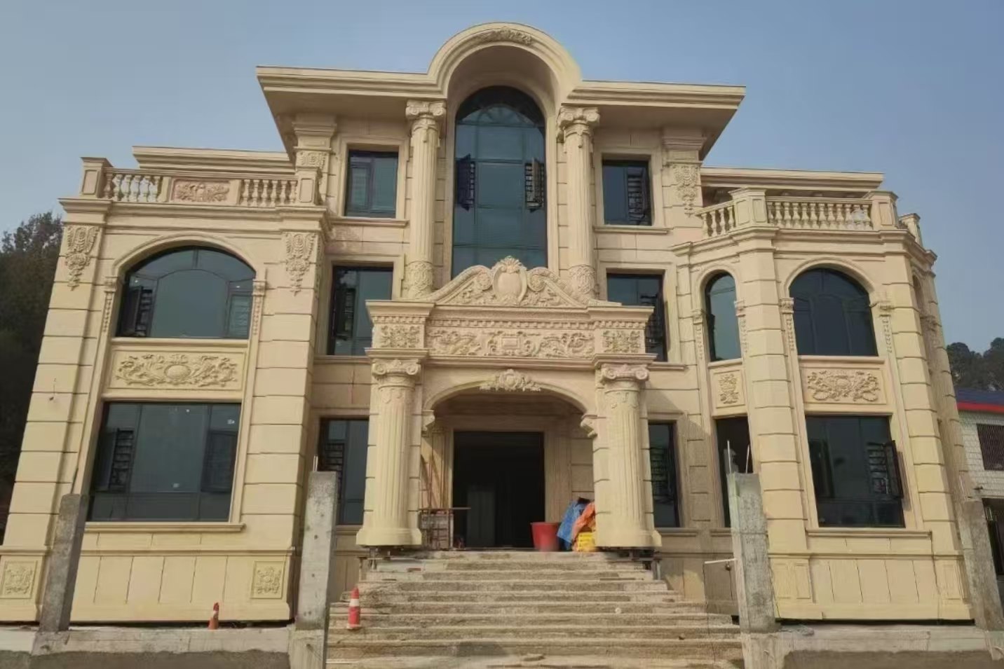 商丘 黄金麻花岗岩别墅外墙干挂